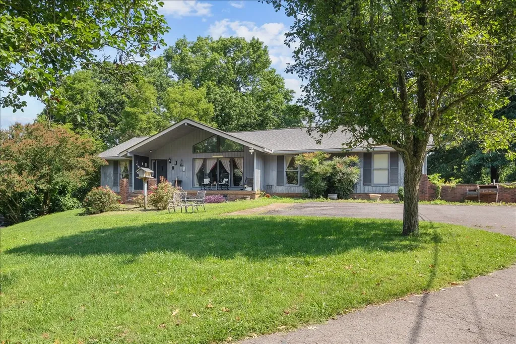 1446 Old Hillsboro Road Franklin TN 37069