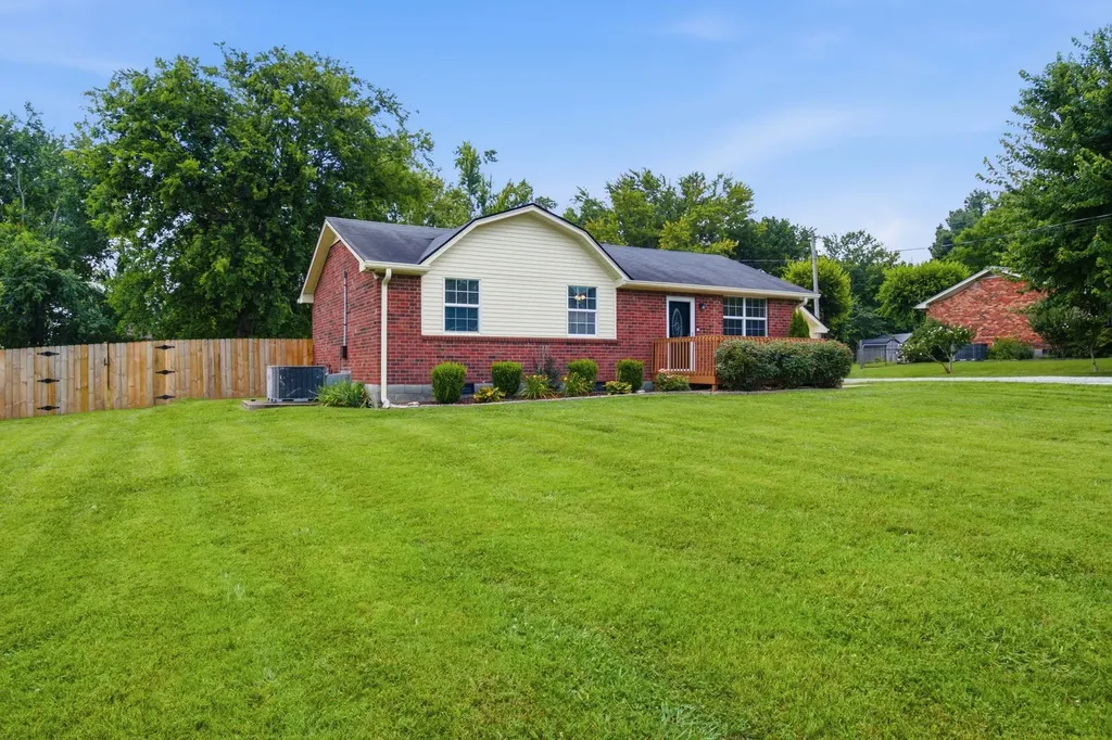 117 Williams Street Portland TN 37148