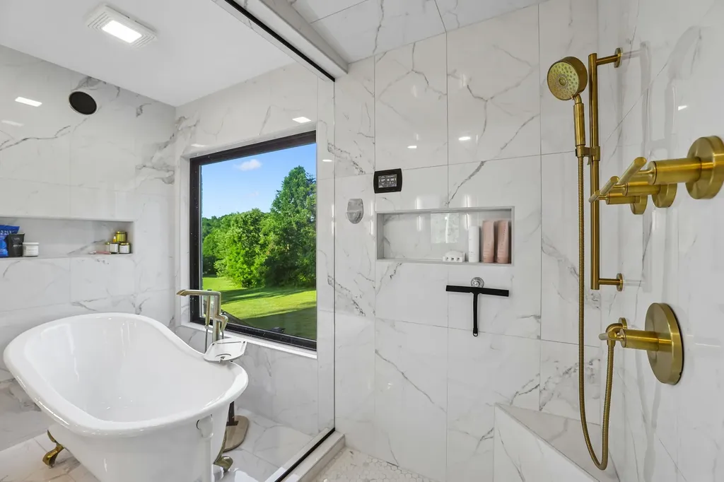 1911 Evergreen Road Thompsons Station TN 37179