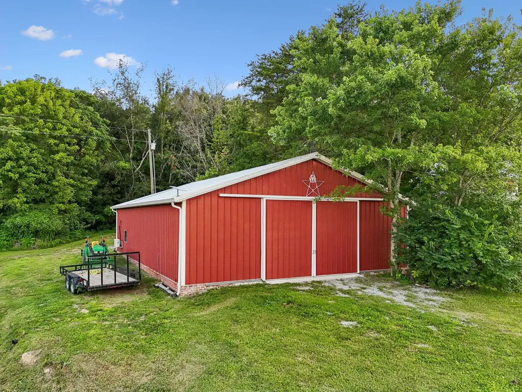 1911 Evergreen Road Thompsons Station TN 37179