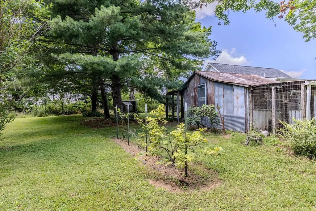 6205 Viola Road Mcminnville TN 37110