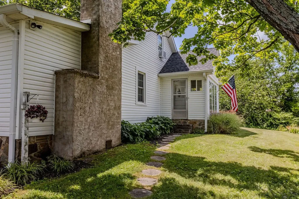 6205 Viola Road Mcminnville TN 37110