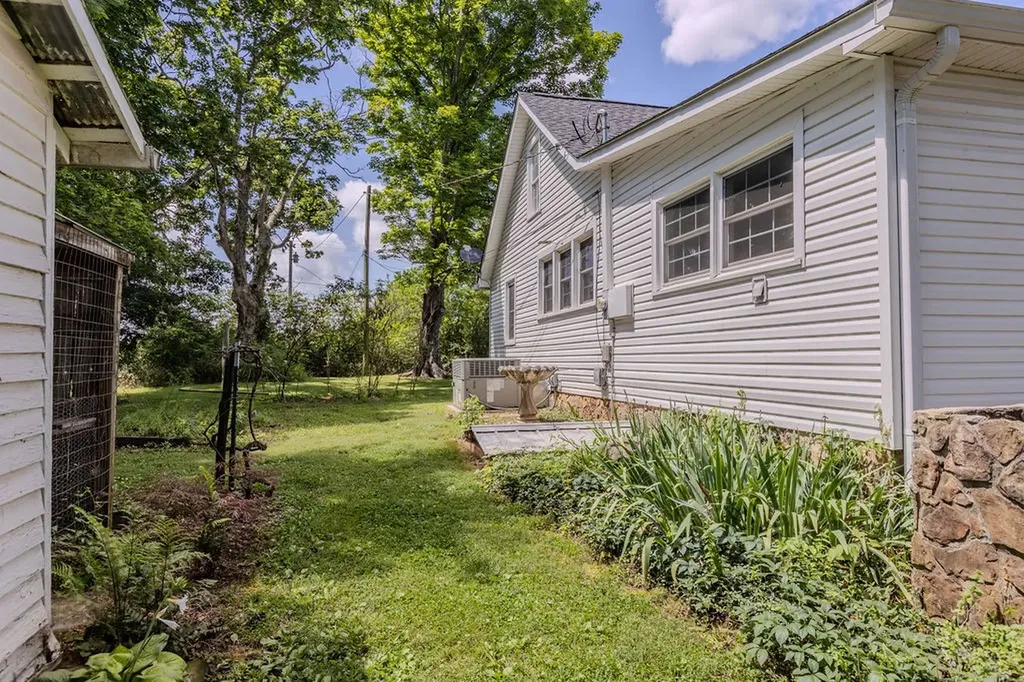 6205 Viola Road Mcminnville TN 37110