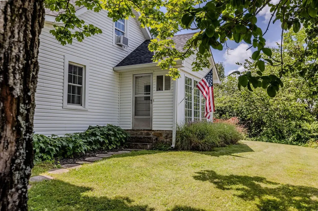 6205 Viola Road Mcminnville TN 37110