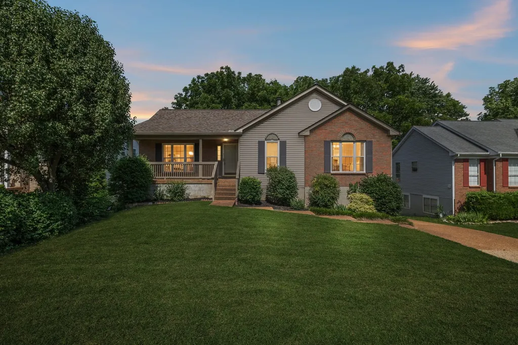 1908 Hobart Way Mount Juliet TN 37122