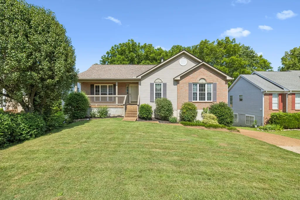 1908 Hobart Way Mount Juliet TN 37122