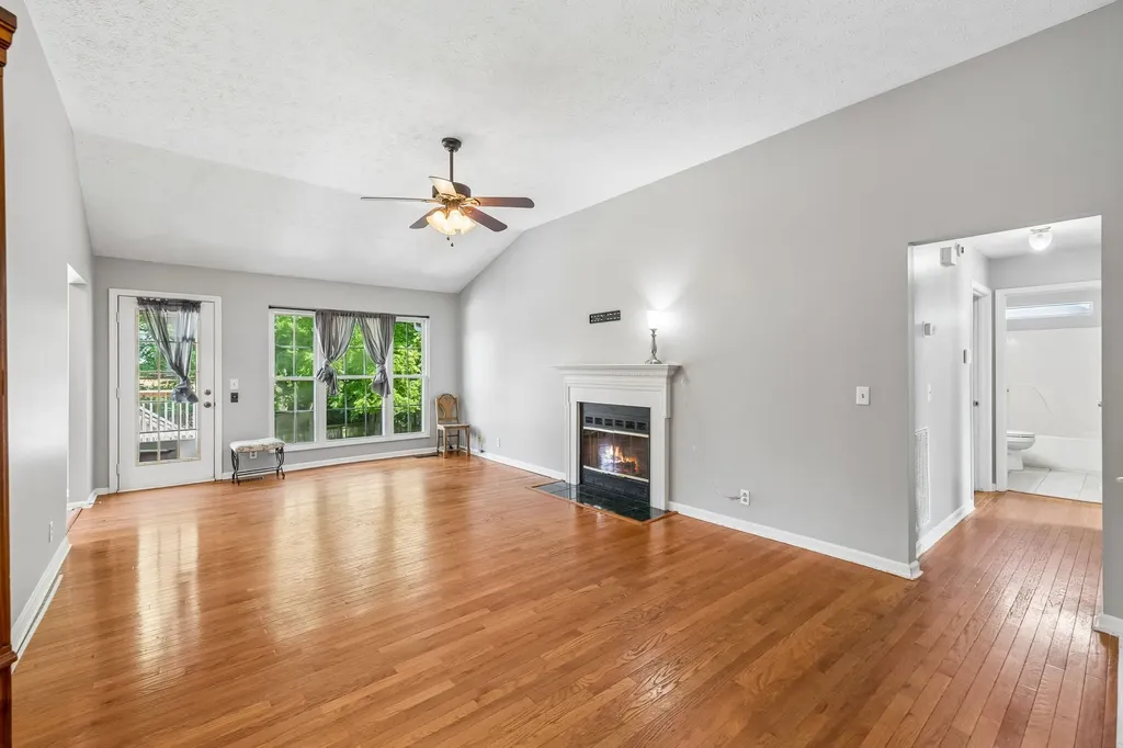 1908 Hobart Way Mount Juliet TN 37122