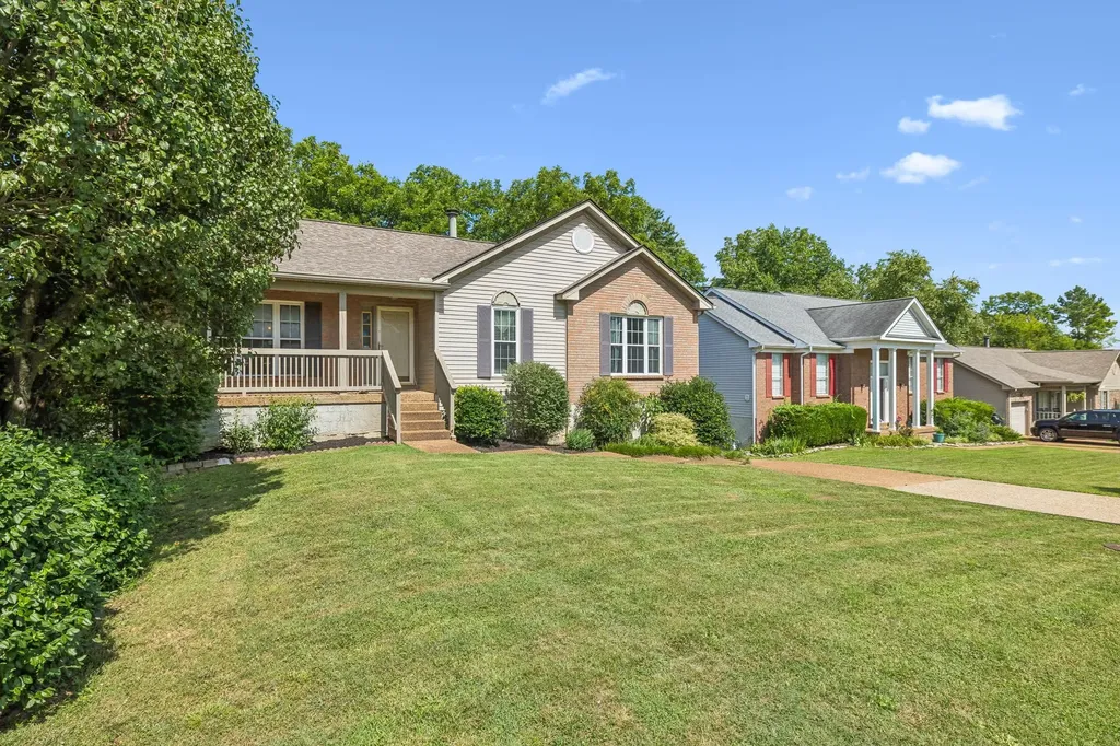 1908 Hobart Way Mount Juliet TN 37122