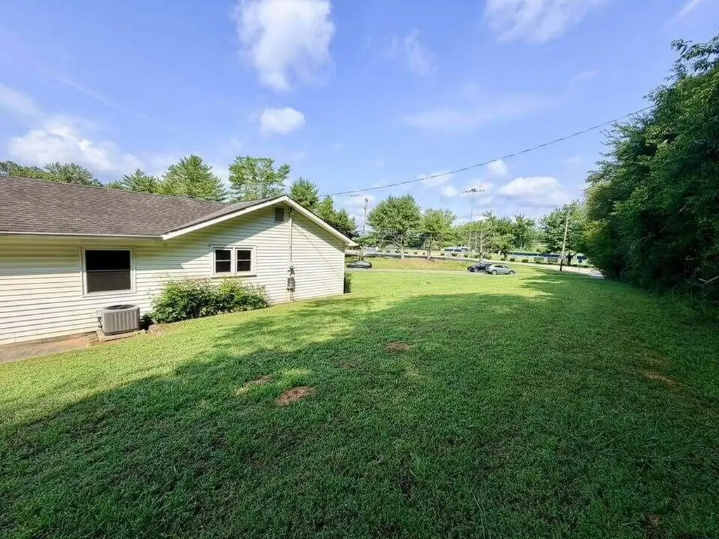 1890 James Ferry Road Kingston TN 37763