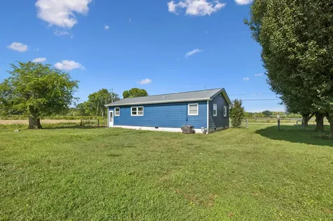 622 Swamp Road Eagleville TN 37060