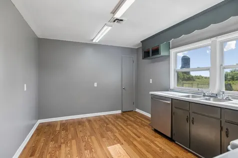 622 Swamp Road Eagleville TN 37060