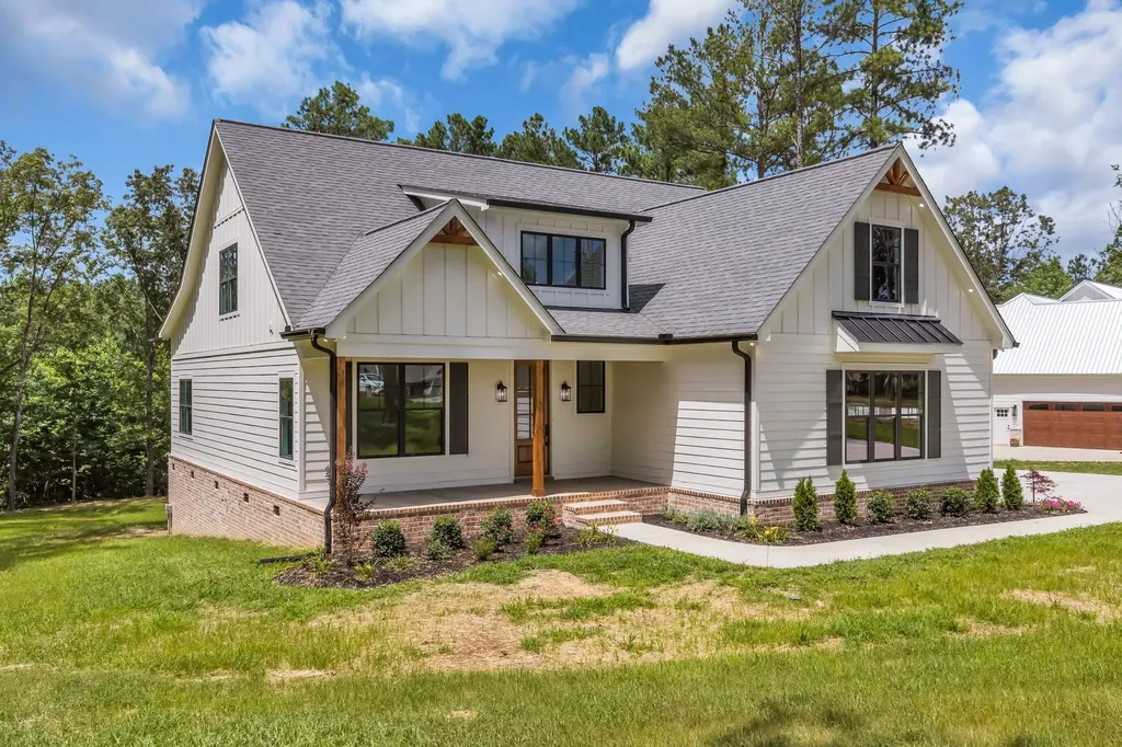 1167 Harmon Springs Road Dickson TN 37055