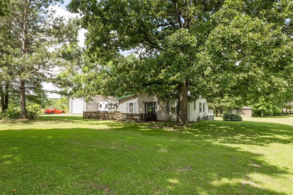 3035 Huntsville Highway Fayetteville TN 37334