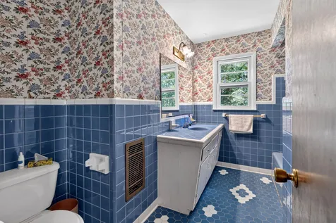 9296 Old Locust Creek Road Bon Aqua TN 37025