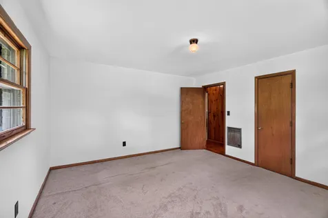 9296 Old Locust Creek Road Bon Aqua TN 37025