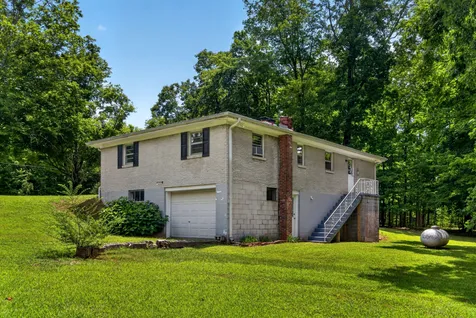 9296 Old Locust Creek Road Bon Aqua TN 37025