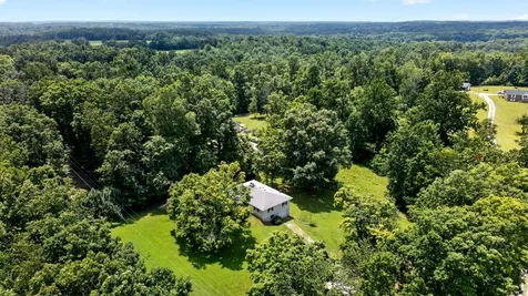 9296 Old Locust Creek Road Bon Aqua TN 37025