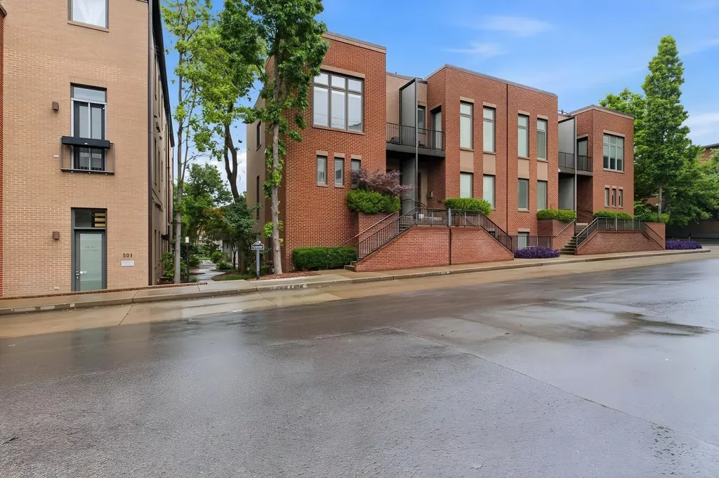 334 Van Buren Street Nashville TN 37208