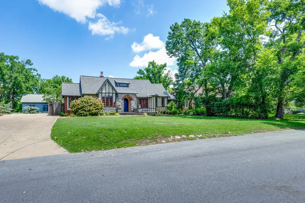 1802 Linden Avenue Nashville TN 37212