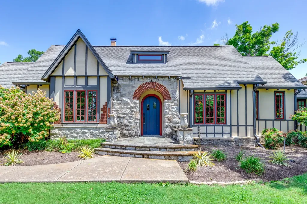 1802 Linden Avenue Nashville TN 37212