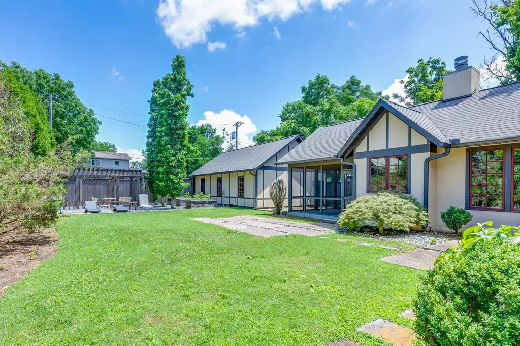 1802 Linden Avenue Nashville TN 37212