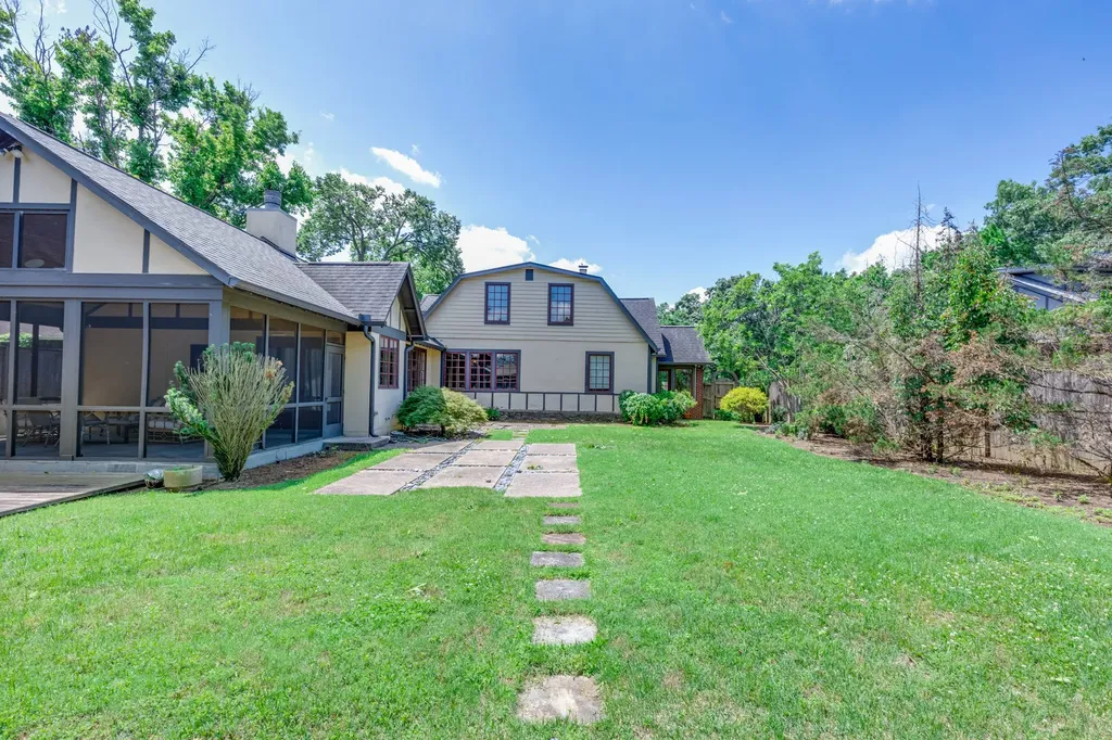 1802 Linden Avenue Nashville TN 37212