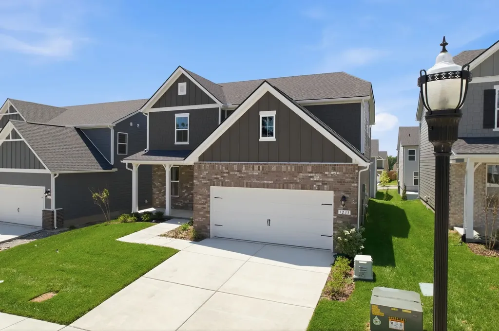 1233 Wallace Way Hermitage TN 37076