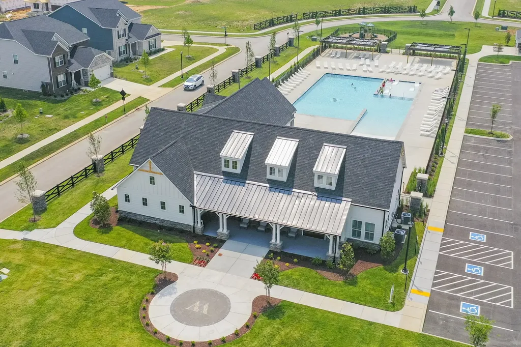 2137 Amberbrook Road Mount Juliet TN 37122