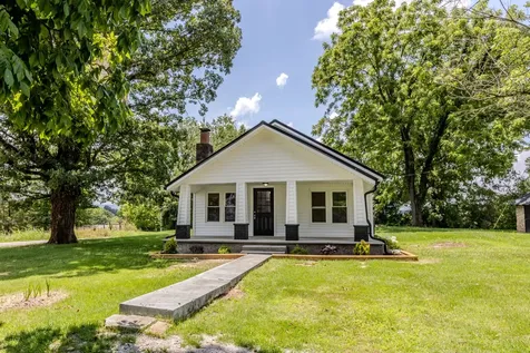 334 N Robin Hood Road Doyle TN 38559
