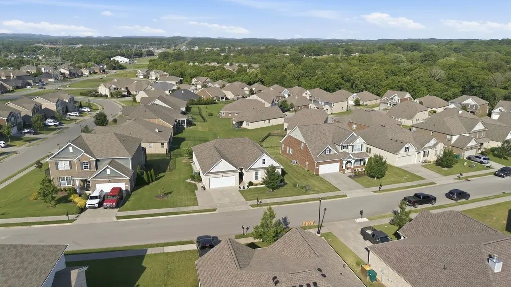 1303 Sylvan Park Drive Spring Hill TN 37174