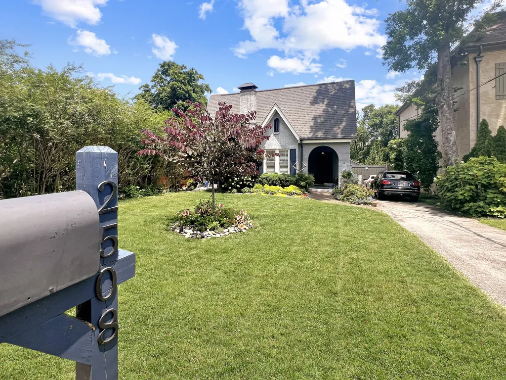 2508 Westwood Avenue Nashville TN 37212