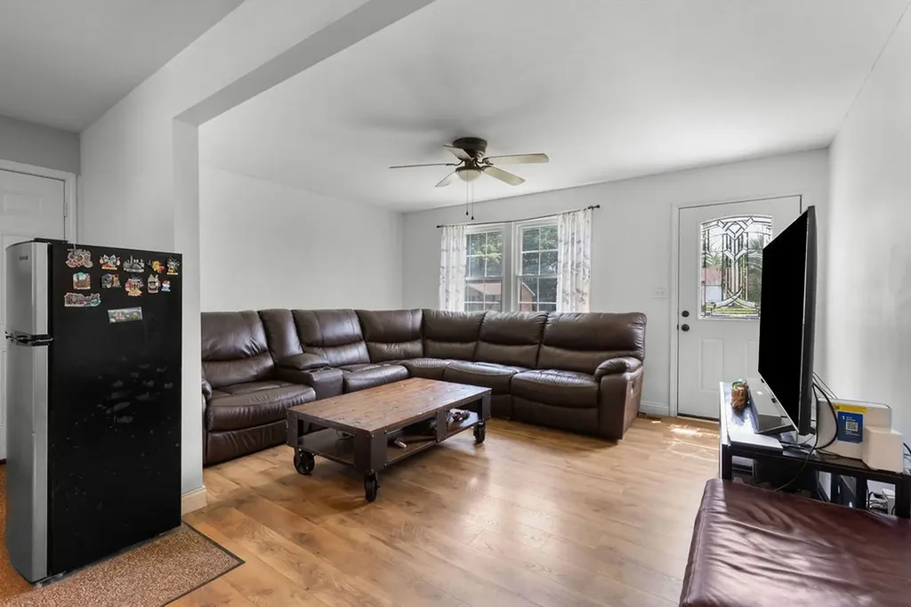 245 Charlemagne Boulevard Clarksville TN 37042