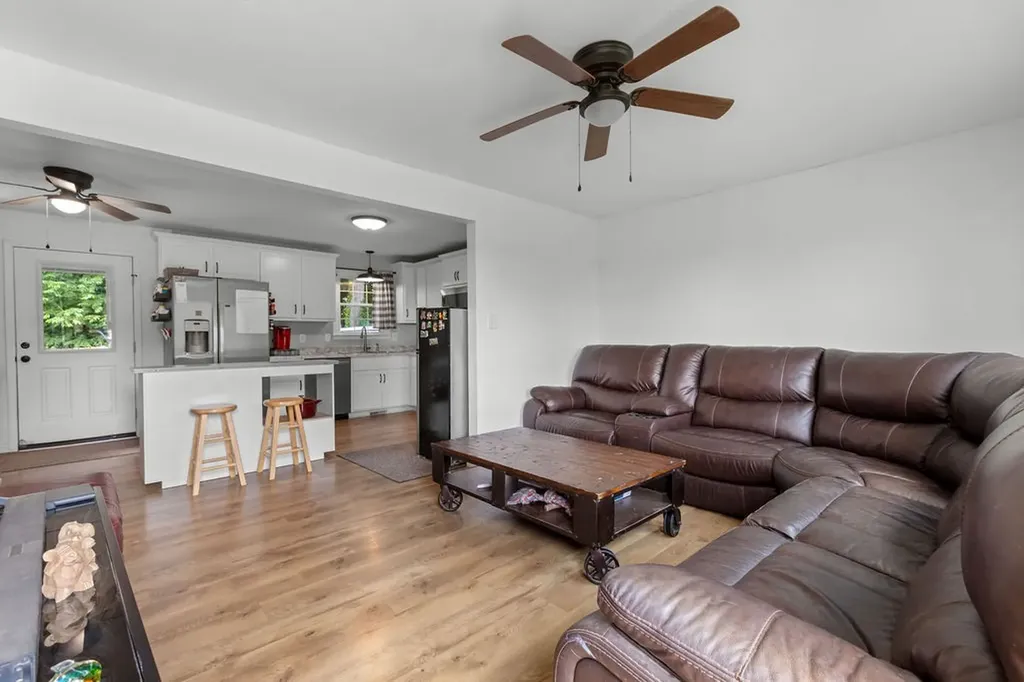 245 Charlemagne Boulevard Clarksville TN 37042