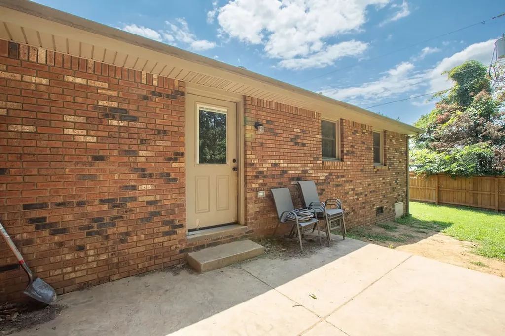 245 Charlemagne Boulevard Clarksville TN 37042