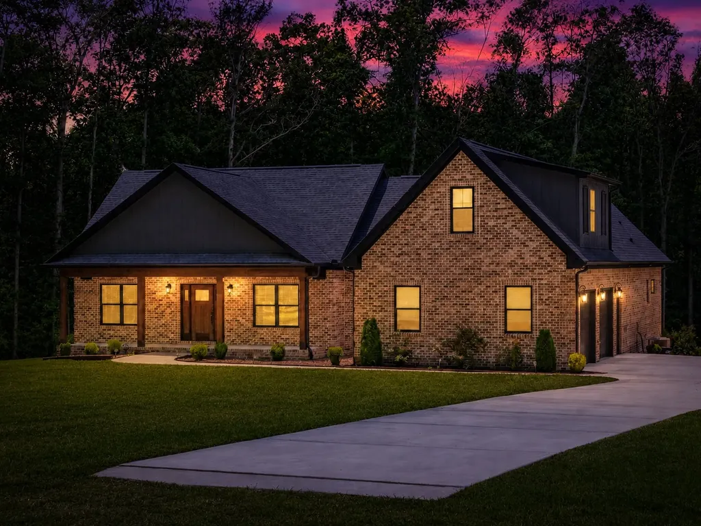 2200 Little Texas Road Goodspring TN 38460