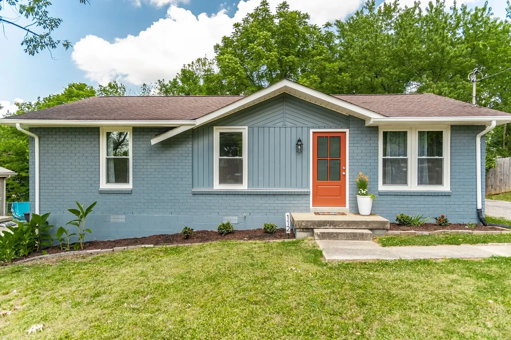 112 Crestmont Drive Hendersonville TN 37075