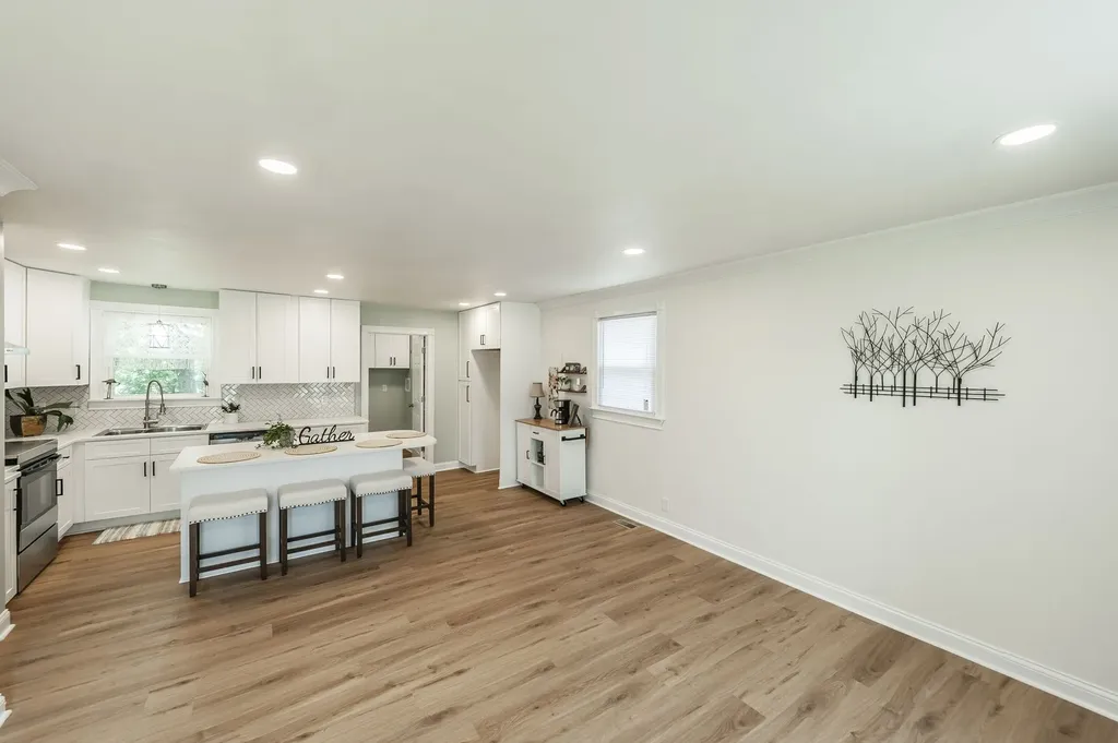 112 Crestmont Drive Hendersonville TN 37075