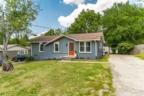 112 Crestmont Drive Hendersonville TN 37075