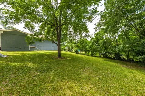 112 Crestmont Drive Hendersonville TN 37075