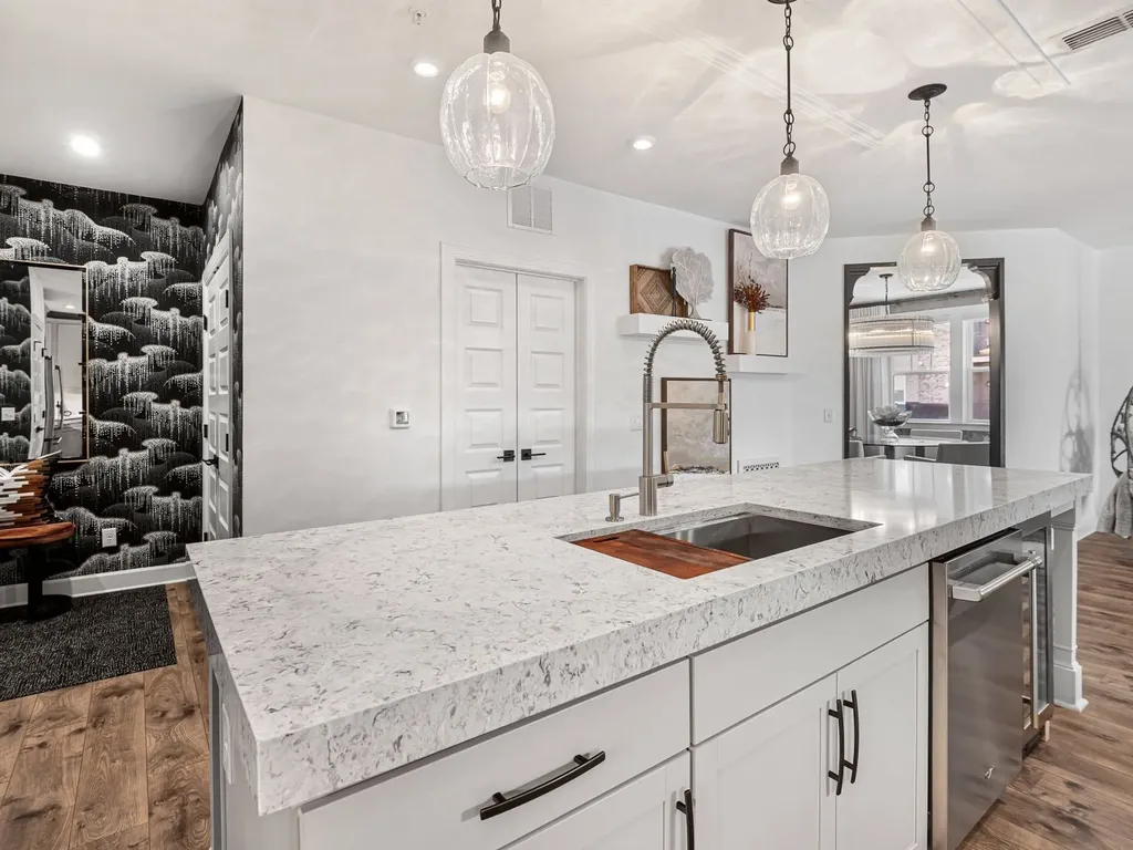 141 Saundersville Road Hendersonville TN 37075