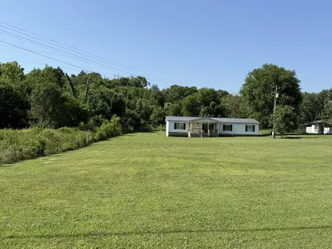 1978 Lower Helton Road Alexandria TN 37012