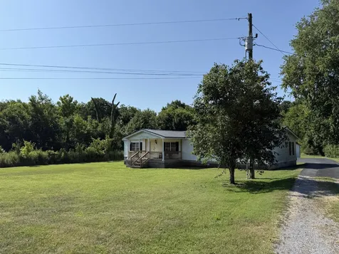 1978 Lower Helton Road Alexandria TN 37012