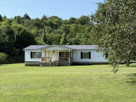 1978 Lower Helton Road Alexandria TN 37012