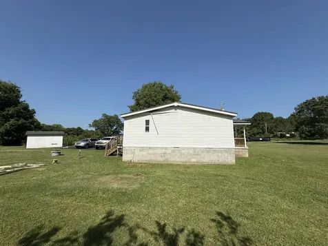 1978 Lower Helton Road Alexandria TN 37012