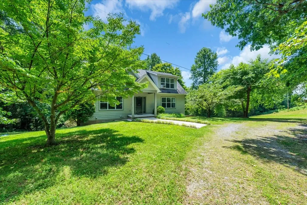 455 Lafever Ridge Road Silver Point TN 38582