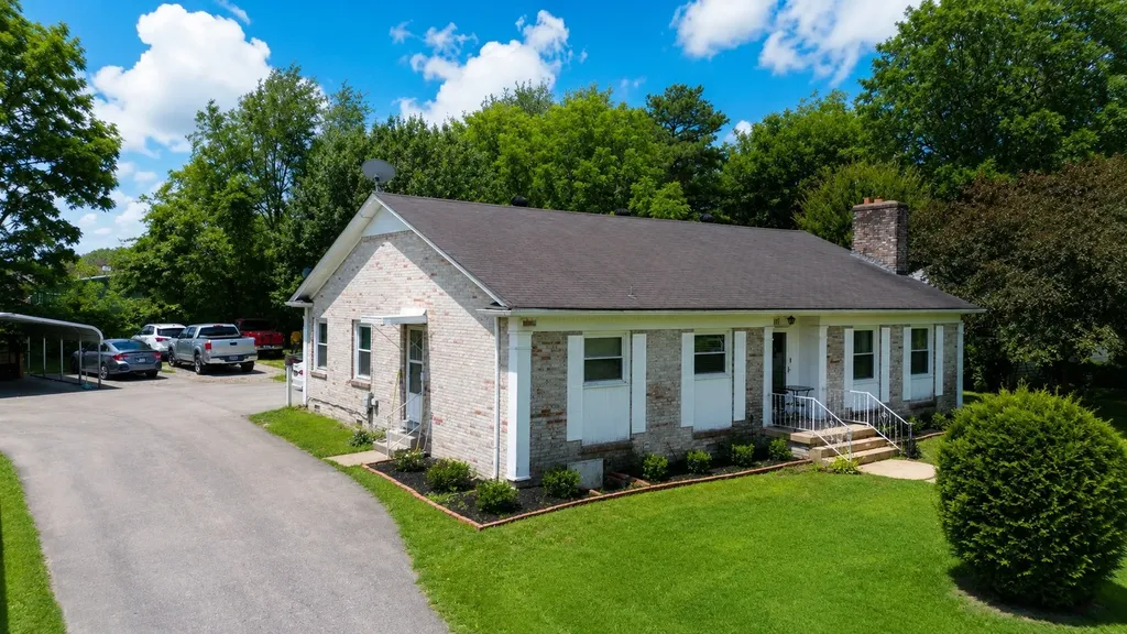 115 Debus Street Lawrenceburg TN 38464