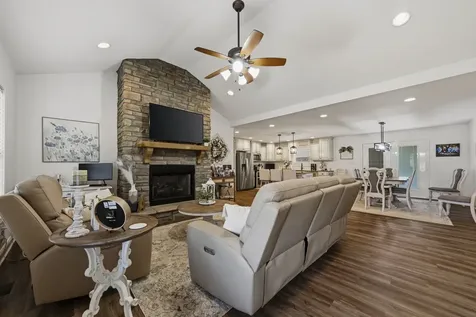 53 Brees Way Smiths Grove KY 42171