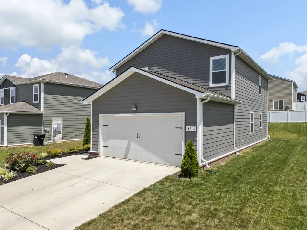3912 Sadie Street Columbia TN 38401