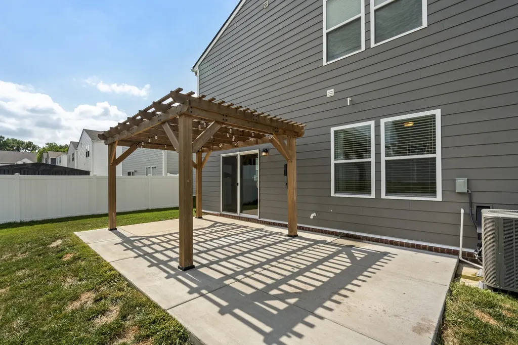 3912 Sadie Street Columbia TN 38401
