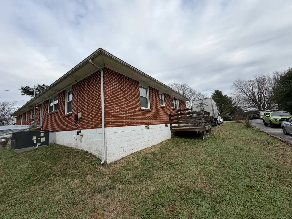 105 Sharon Circle Columbia TN 38401